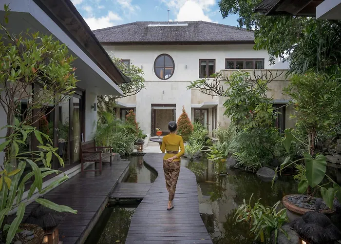 Villa Kaira *